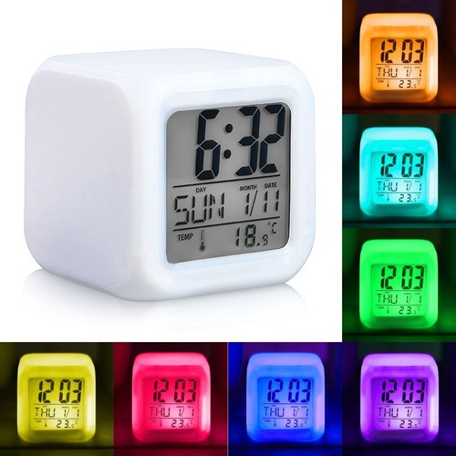 Reloj Led Retroiluminado Cubo Colores Varios Touch Dia Hora